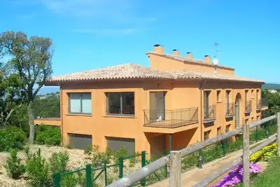 Image de Appartement de luxe avec vue sur la mer et vue panoramique sur la montagne