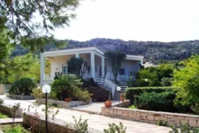 Image de villa Calamancina avec le jardin- San Vito Lo Capo- 'tout comprise'