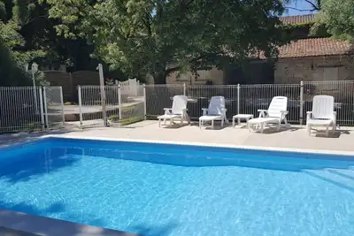 Image de Maison de charme et de caractère avec piscine sécurisée, à 2 km de Périgueux