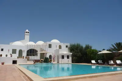 Image de Luxury villa in olive grove on 2 ha and large swimming pool