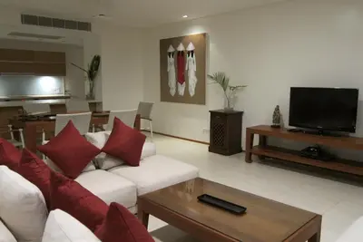 Prix ​​Luxe Contempo spaci Appartement gagnante. Immense balcon vue époustouflante sur la mer