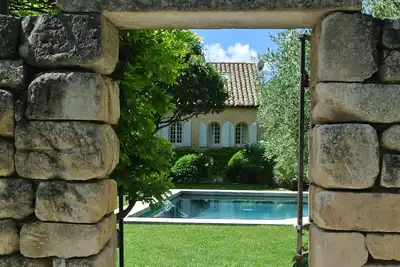 Image de Mas de charme avec vue exceptionnelle sur les Baux de Provence