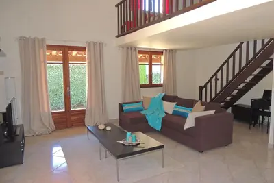 Image de Very quiet villa between sea and forest