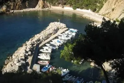 Image de Charmante maison dans les calanques protégées de la cote bleue