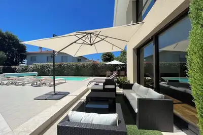 Image de Biarritz Anglet belle villa moderne piscine chauffée proche mer golf