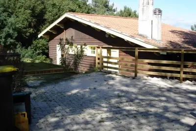 Image de Villa agréable avec terrasse de 55 m2 surplombant le lac - Wifi