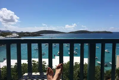 Image de Vues Ă couper le souffle - Cowpet Bay Villa