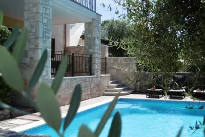 Image de Fantastique villa avec grande piscine