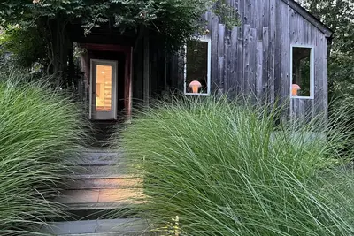 Image de Maison d'été boisée privée à 5 minutes à pied de la plage de Wades