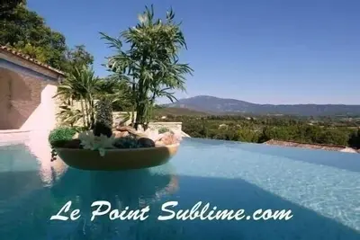 Image de Le Point Sublime - Cœur de Ville - Villa de Charme avec Piscine privée