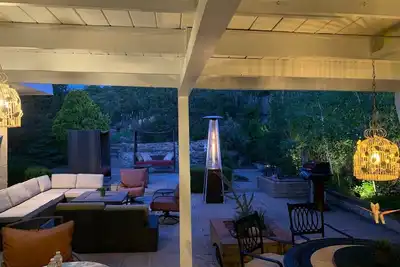 Image de Marchez jusqu'à Plaza et Canyon - Privé et confortable; Parfait pour la famille et les amis
