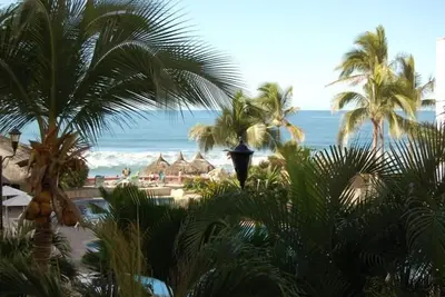 Image de Luxury Oceanfront Condo - August-October Special 500 $ \/ sem + frais