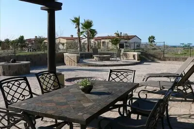 Image de Paraiso del Mar Villa à quelques pas de la plage