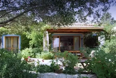 Maison de caractère avec jardin front de la mer