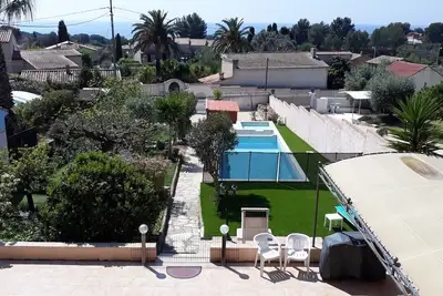 Image de Villa PROVENÇALE T5 – 10 Personnes Avec Jardin, Piscine, Jacuzzi Et Vue Mer