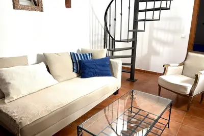 Image de Appartement avec terrasse sur le toit dans un superbe village blanc Andalou