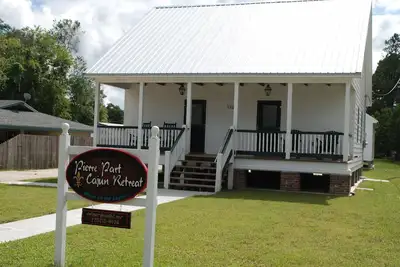Image de Détendez-vous sur le Bayou dans notre Cabin 'Big Cajun'