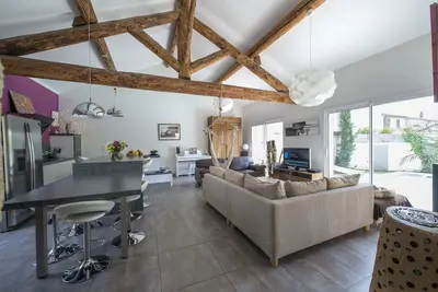 Image de Villa 4 bedrooms swimming pool 5 mn from Aigues Mortes, 10 mn from the sea