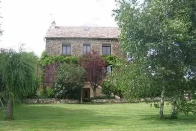 Image de Maison De Campagne à Rullac St Cirq - Calme assuré