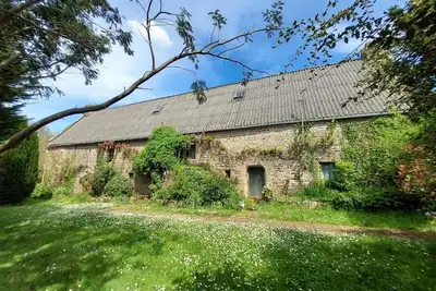 Image de Maison de caractère, rustique Maison avec jardin. Location à la semaine