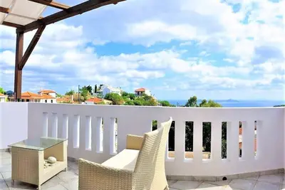 Image de Alonissos, Old Village (Hora) magnifique appartement avec une vue imprenable sur la mer