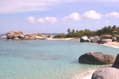 Image de Marchez ou faites de la plongée avec tuba sur 6 plages et les bains