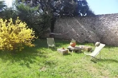 Image de Gîte de charme de 45m2, en pleine campagne, à 15 min de la mer