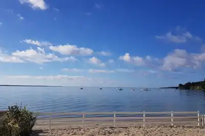 Image de Appartement les pieds dans l'eau sur la plage du Capcoz Ă Fouesnant en Bretagne