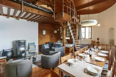 Image de Chalet Athena Alpe d'Huez, plein sud, ski au pied, vue superbe