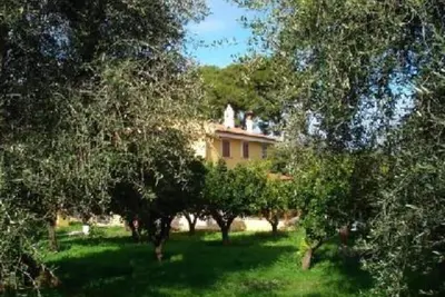 Image de Maison \/ villa - Rodi garganico