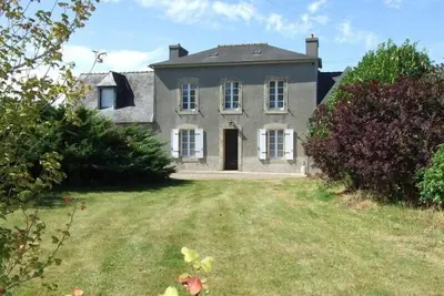 Image de Grande maison au calme, proche de la mer