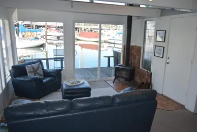 Image de Vues magnifiques sur le port de Yacth, incroyable location d'été