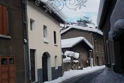 Image de Orelle meublé pour 8 personnes (2*) - accès à Val Thorens par télécabine