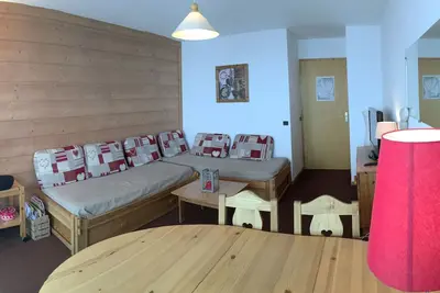 Image de Appartement idéalement situé aux pieds des pistes, exposé plein sud. <br>