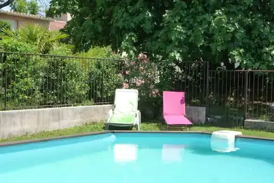 Image de Studio avec piscine, à la campagne. Au Calme. A 5 minutes d'Aix en Provence.