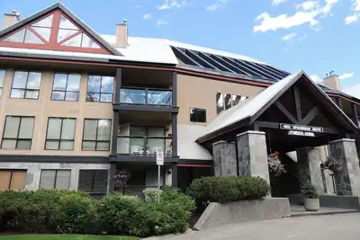 Image de Whistler Blackcomb Condo Ski-In / Ski-Out Grand Penthouse