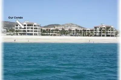 Image de Las Mananitas Oceanfront 2br Condo - meilleur emplacement dans le complexe!