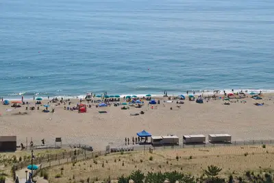 Image de Été 2020 disponible à la location - Front de mer, rénové 2019