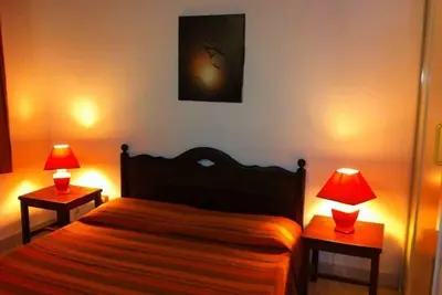 Image de Cottage de 5 chambres à 350 mètres de la mer
