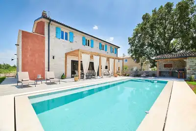 Image de Villa de charme avec piscine