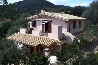 Image de Elégante villa avec vue sur Cala Sinzias (P5833)
