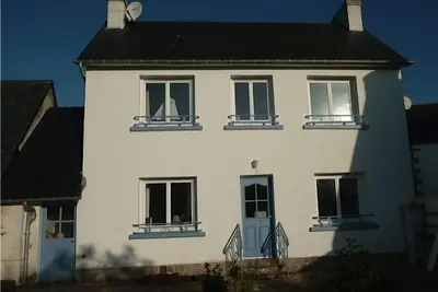 Image de Petite maison confortable avec jardin clos, 4 pers, à 15 mn à pied de la plage