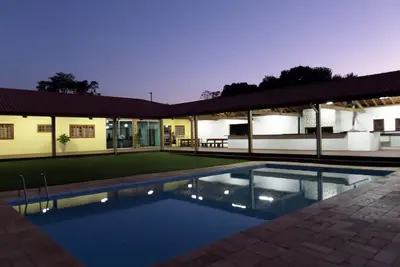 Image de Linda Chácara - Saison et évènements - Recanto Itaboraí - 5 suites
