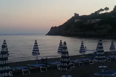 Image de Villa surplombant le golfe à quelques minutes de la mer