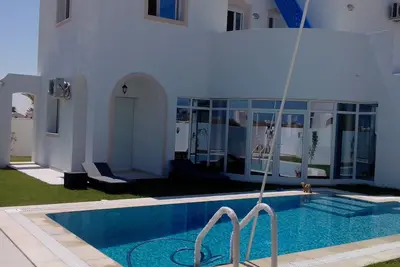 Image de Villa de luxe avec piscine Ă Aghir \/ Djerba au calme vue sur mer