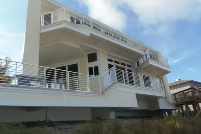 Image de Luxe Hutchinson Island vacances ~ Oceanfront w \/ Ascenseur Piscine-Pier-Boat