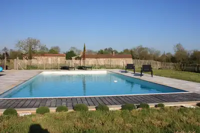 Image de Maison de charme à la campagne, proche de la mer