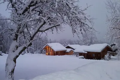 Image de Chalet at the foot of Mont Blanc