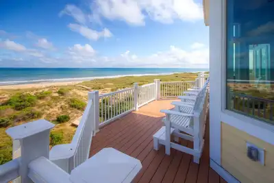 Image de Amenity Filled Oceanfront Escape! Ascenseur, piscine, bain à remous, salle de jeux, salle de presse
