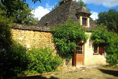 Image de Ravissant maison 4* en pierre d'époque près de Montignac, grande piscine et wifi